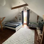 Hegnsly Apartment *
